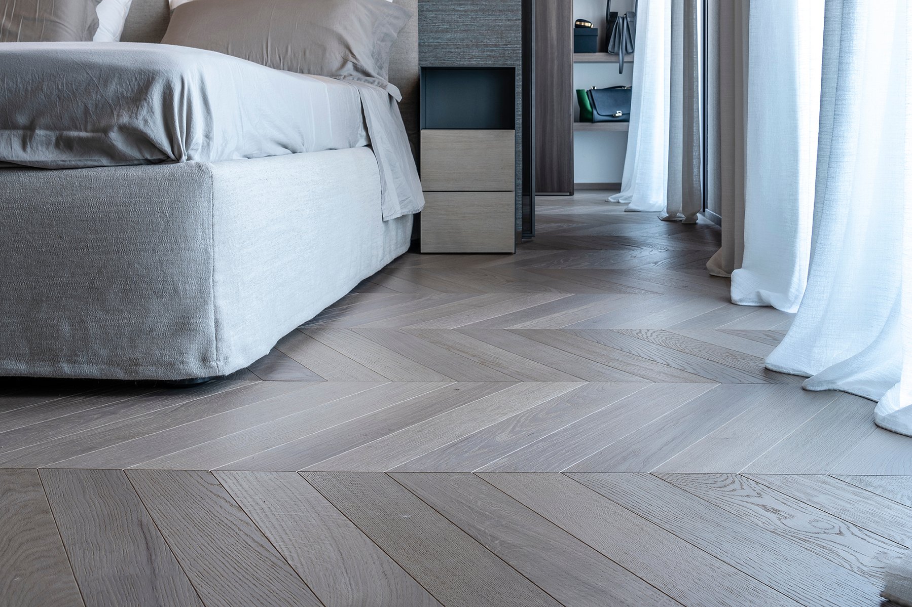  Blanc Chantilly flooring, featuring select grade European oak hardwood